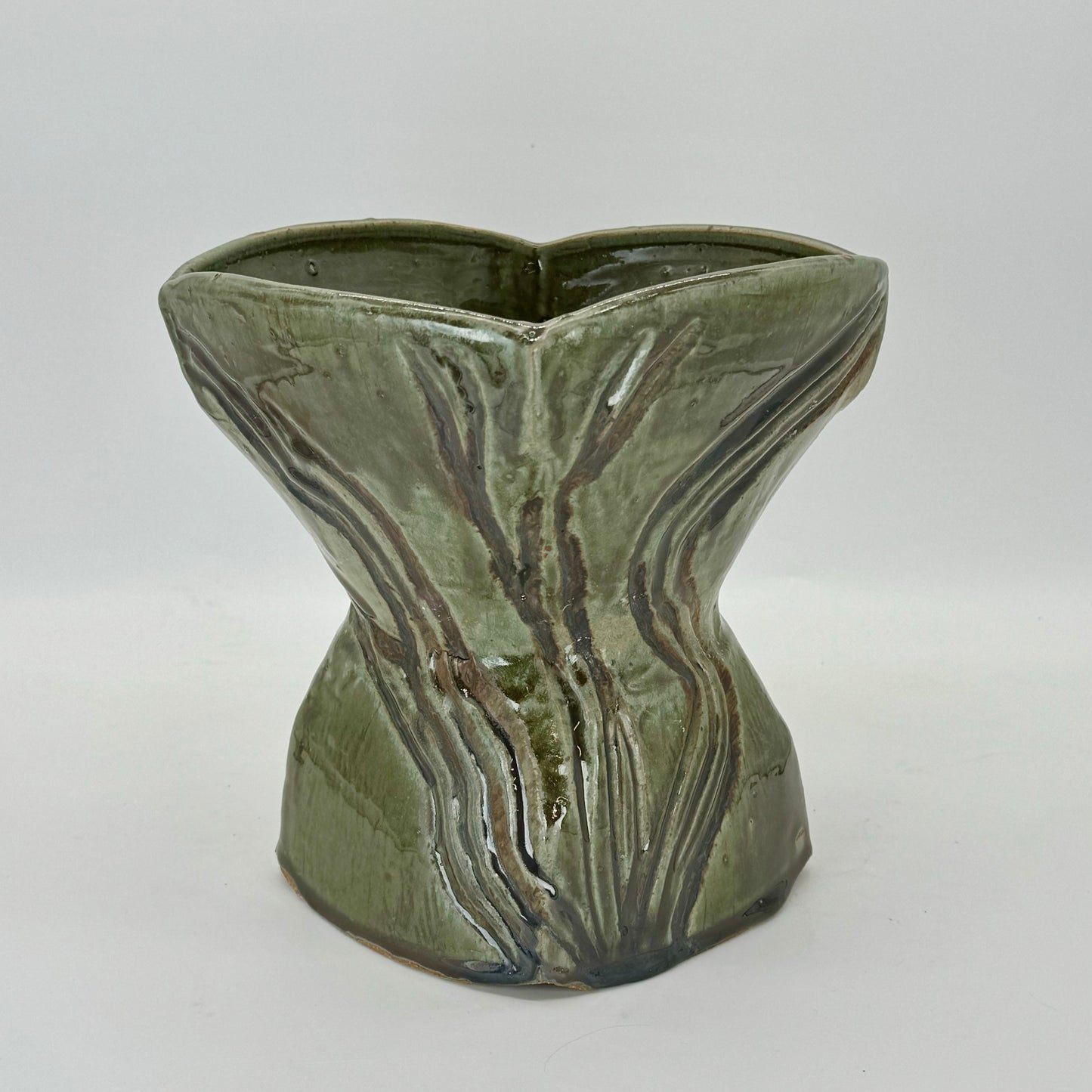 Black Iron Oxide Pedastal Bowl