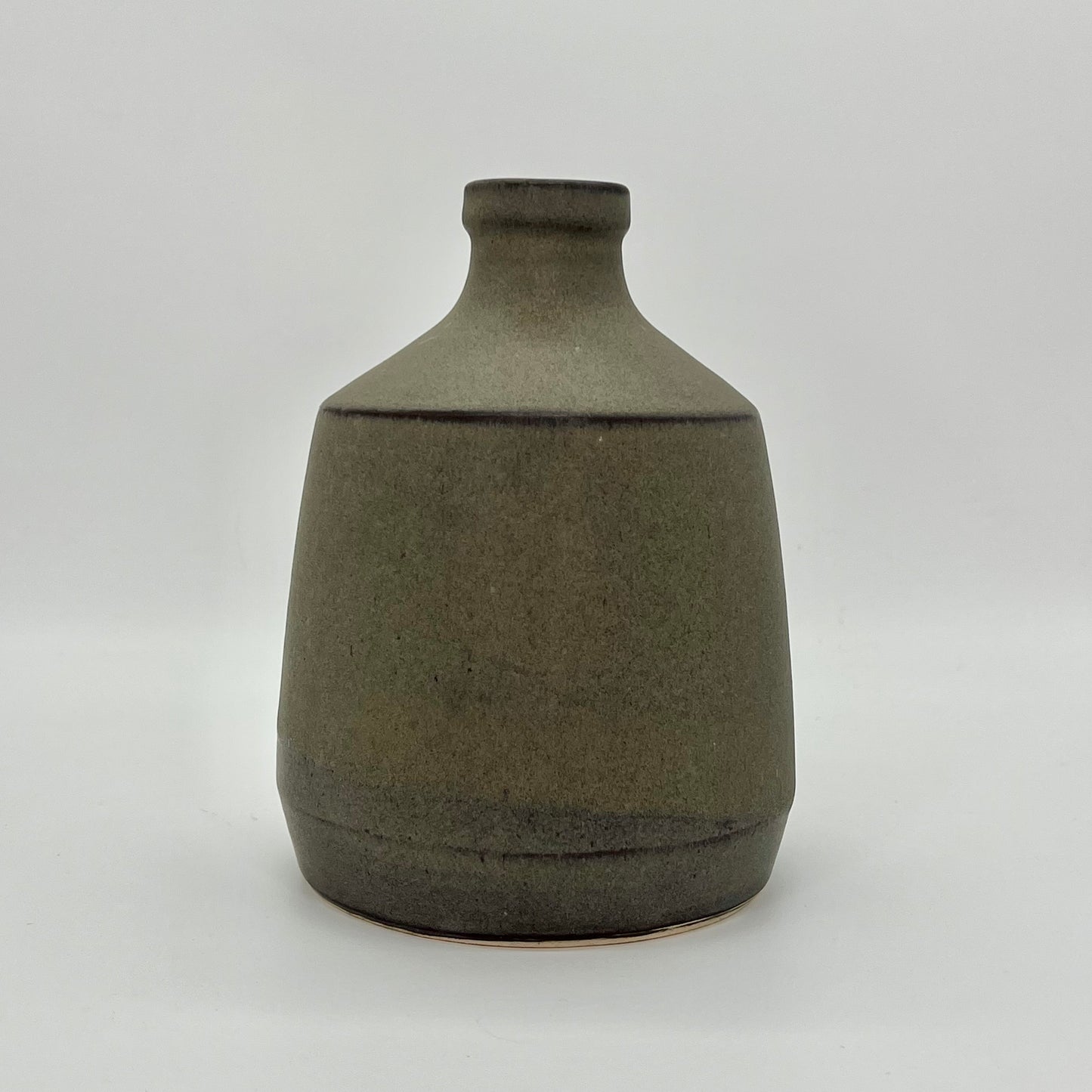 Squat Bottle in Pussywillow