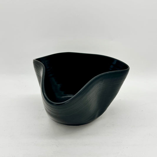 Clam Shell Bowl