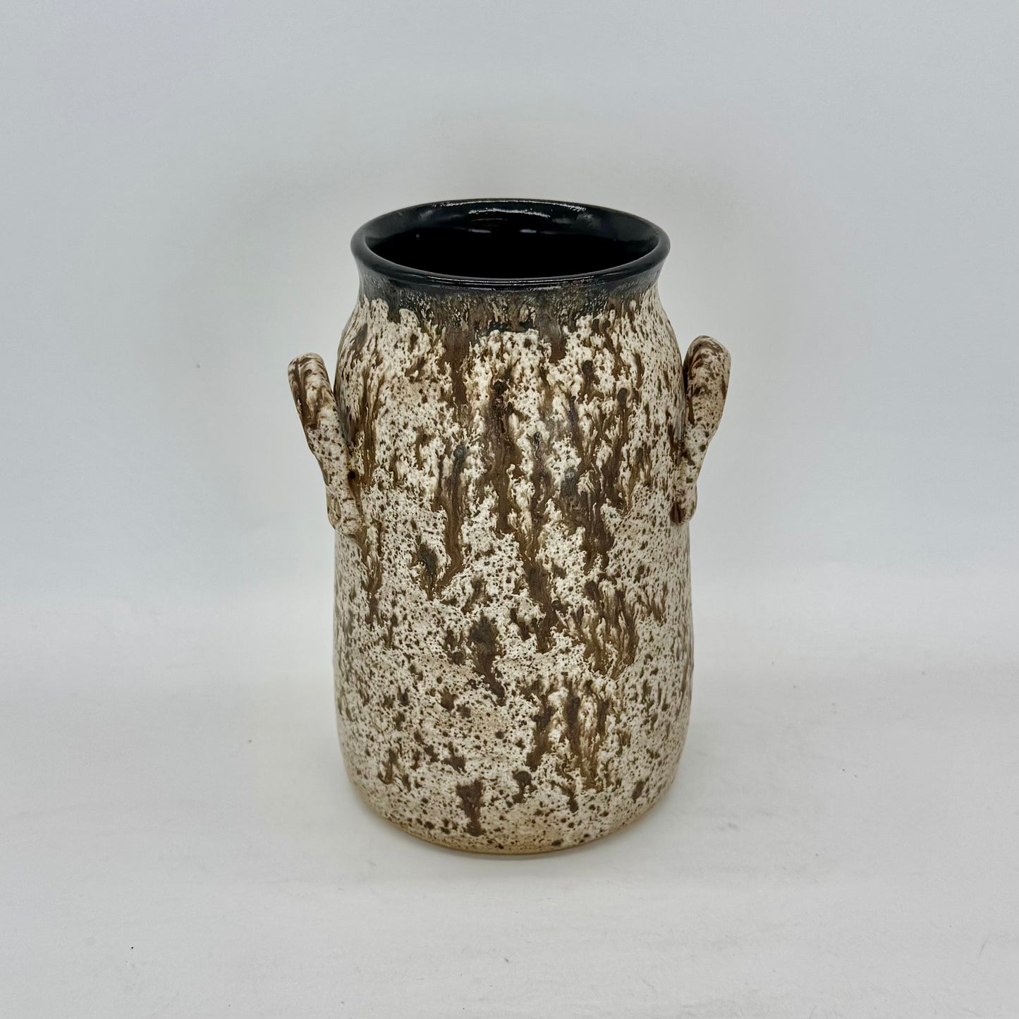 Crystallized Lug Vessel