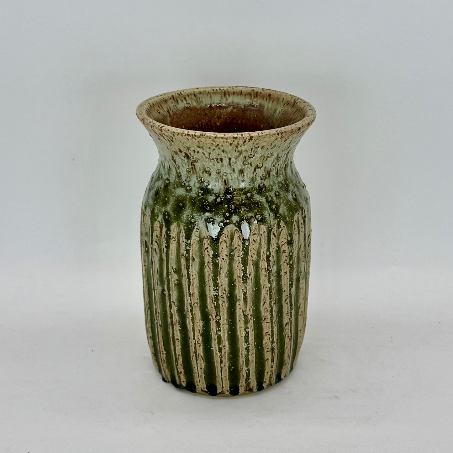 Fluted Seaweed Vase