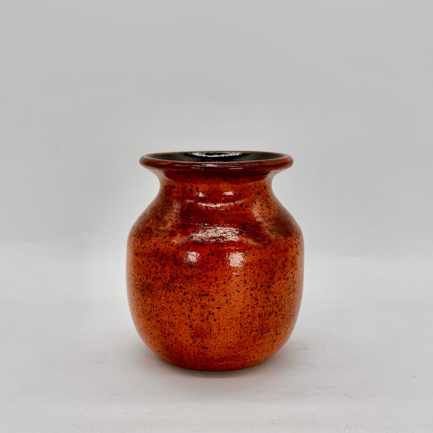 Sunrise Shino Vase Series